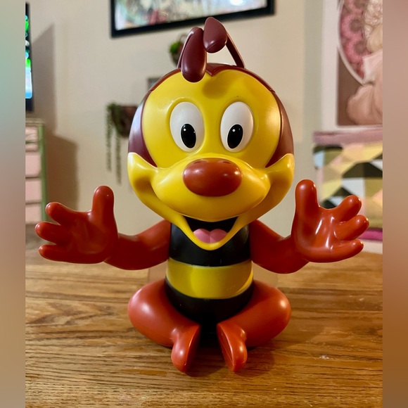 2022 LE Disney Spike the Bee Sipper Cup - Epcot Flower & Garden Food & Wine - Picture 1 of 4